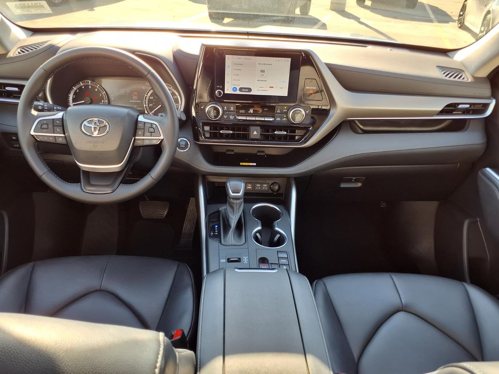 2023 Toyota Highlander XLE