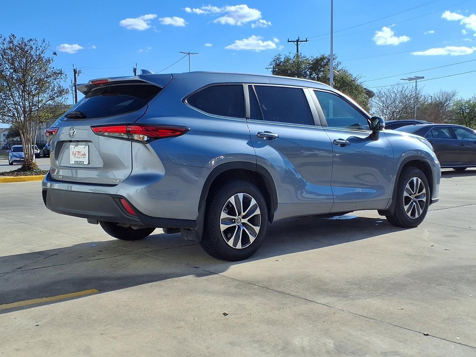 2023 Toyota Highlander XLE