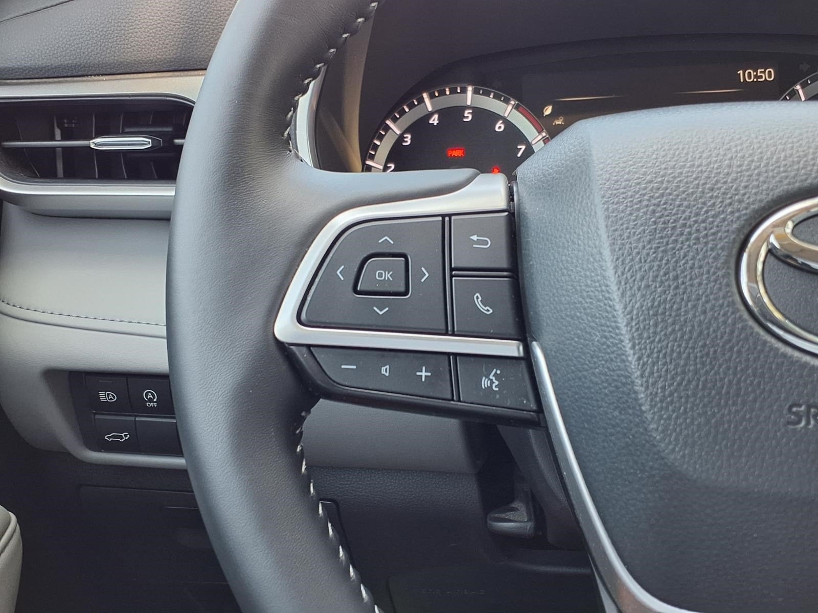 2025 Toyota Highlander XLE