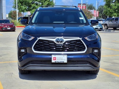 2025 Toyota Highlander XLE