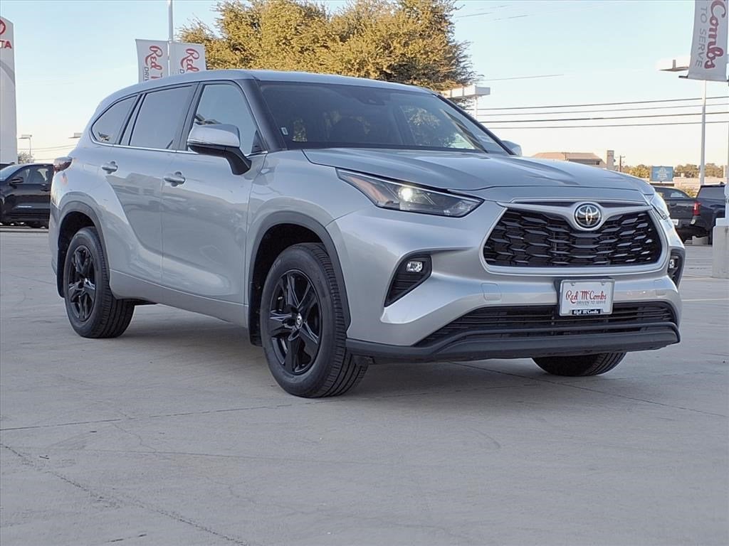 2024 Toyota Highlander LE