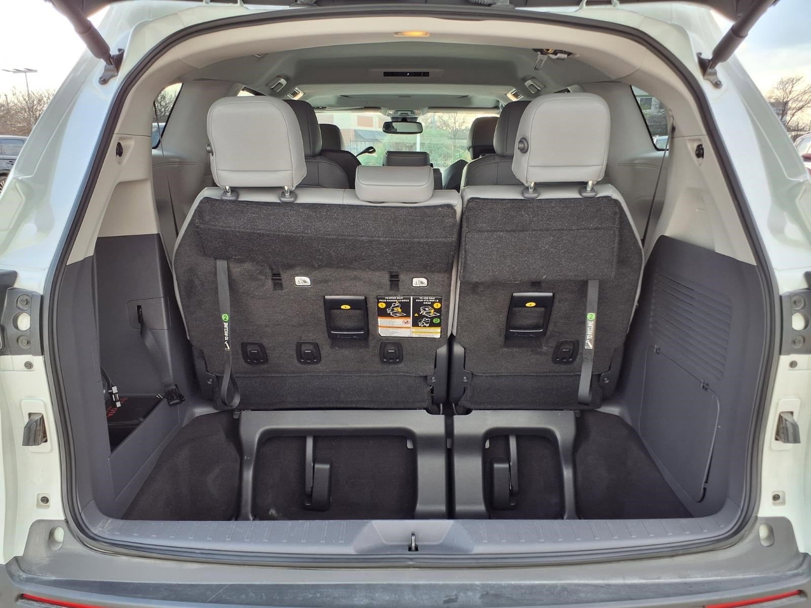 2023 Toyota Sienna XLE