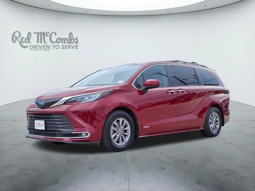 2021 Toyota Sienna XLE