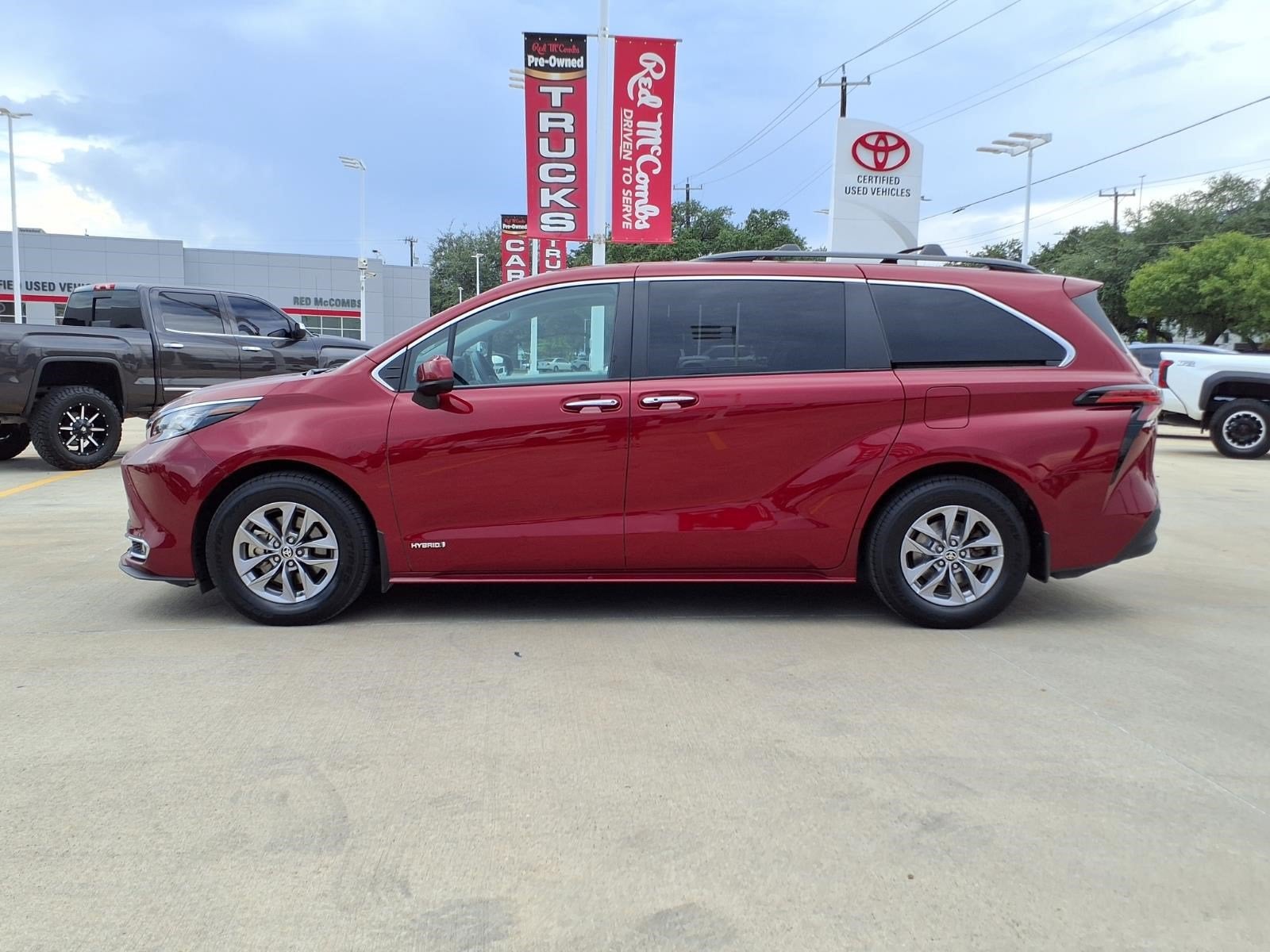 2021 Toyota Sienna XLE