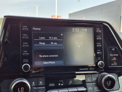 2022 Toyota Highlander LE