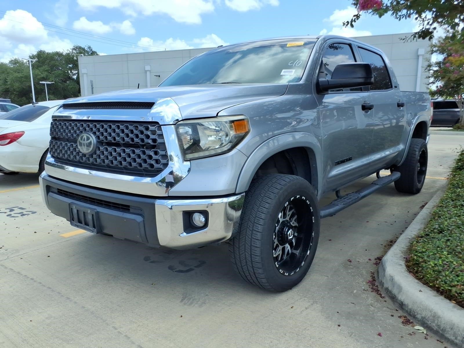 2019 Toyota Tundra 2WD SR5