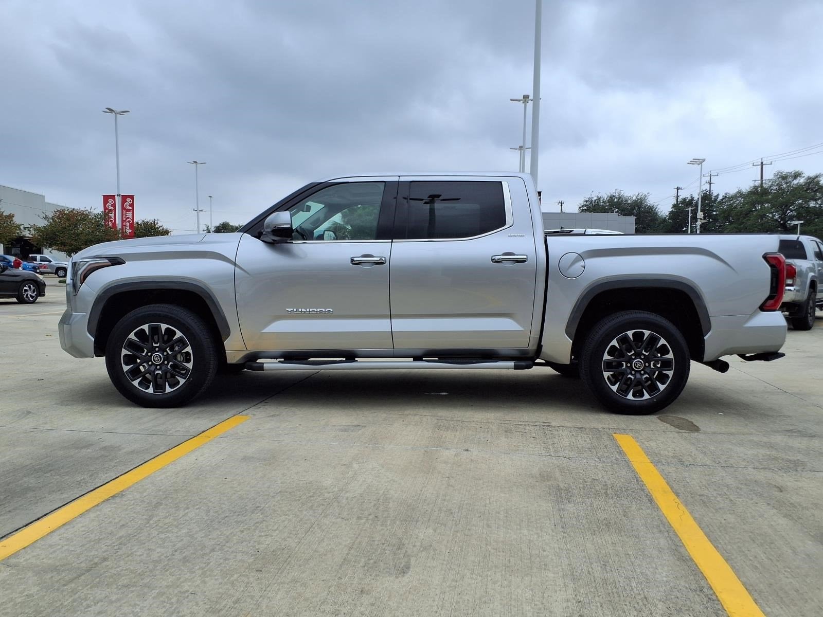 2023 Toyota Tundra 4WD Limited