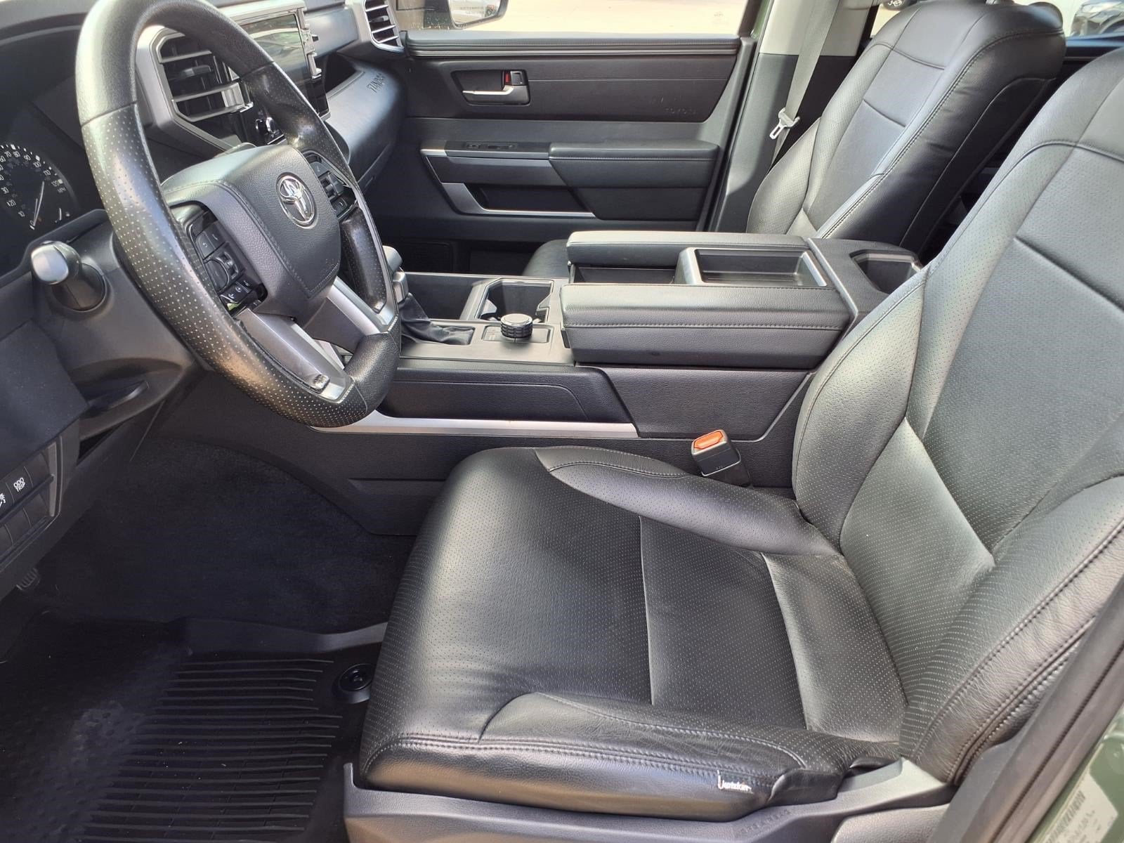 2022 Toyota Tundra 2WD SR5