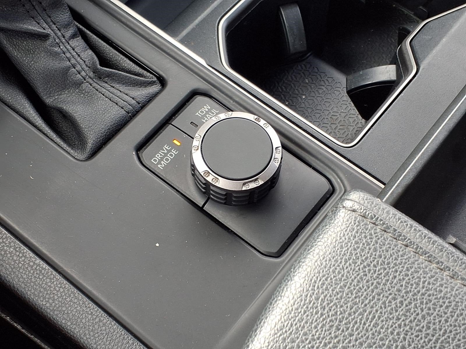2022 Toyota Tundra 2WD SR5