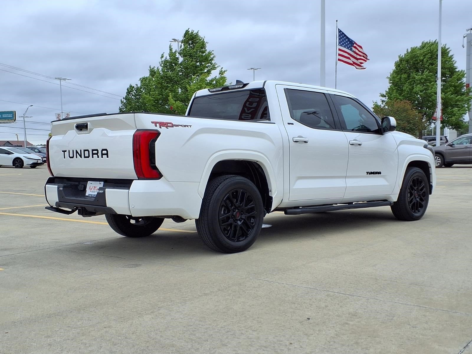 2022 Toyota Tundra 2WD SR5