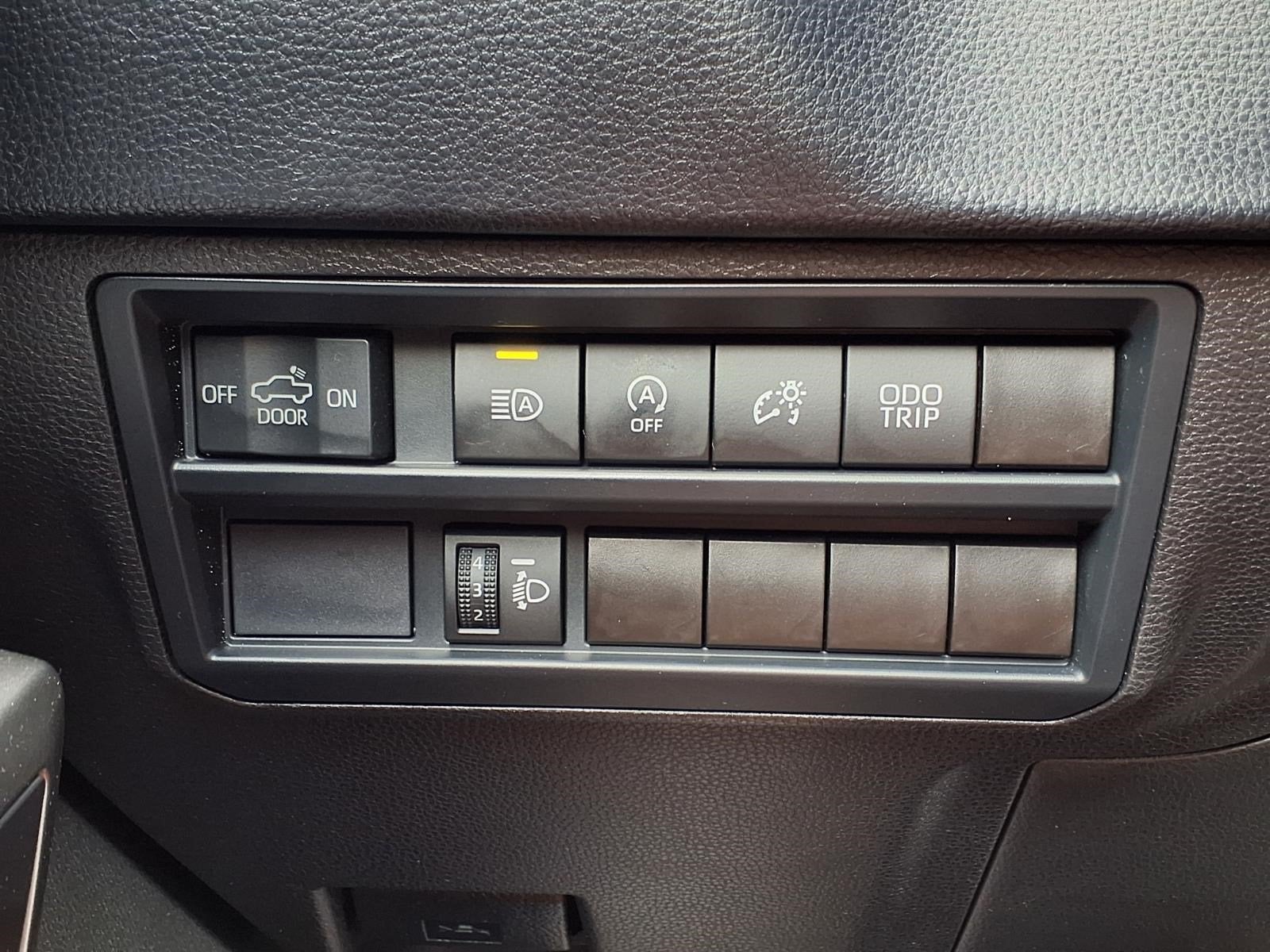 2025 Toyota Tundra 2WD SR5