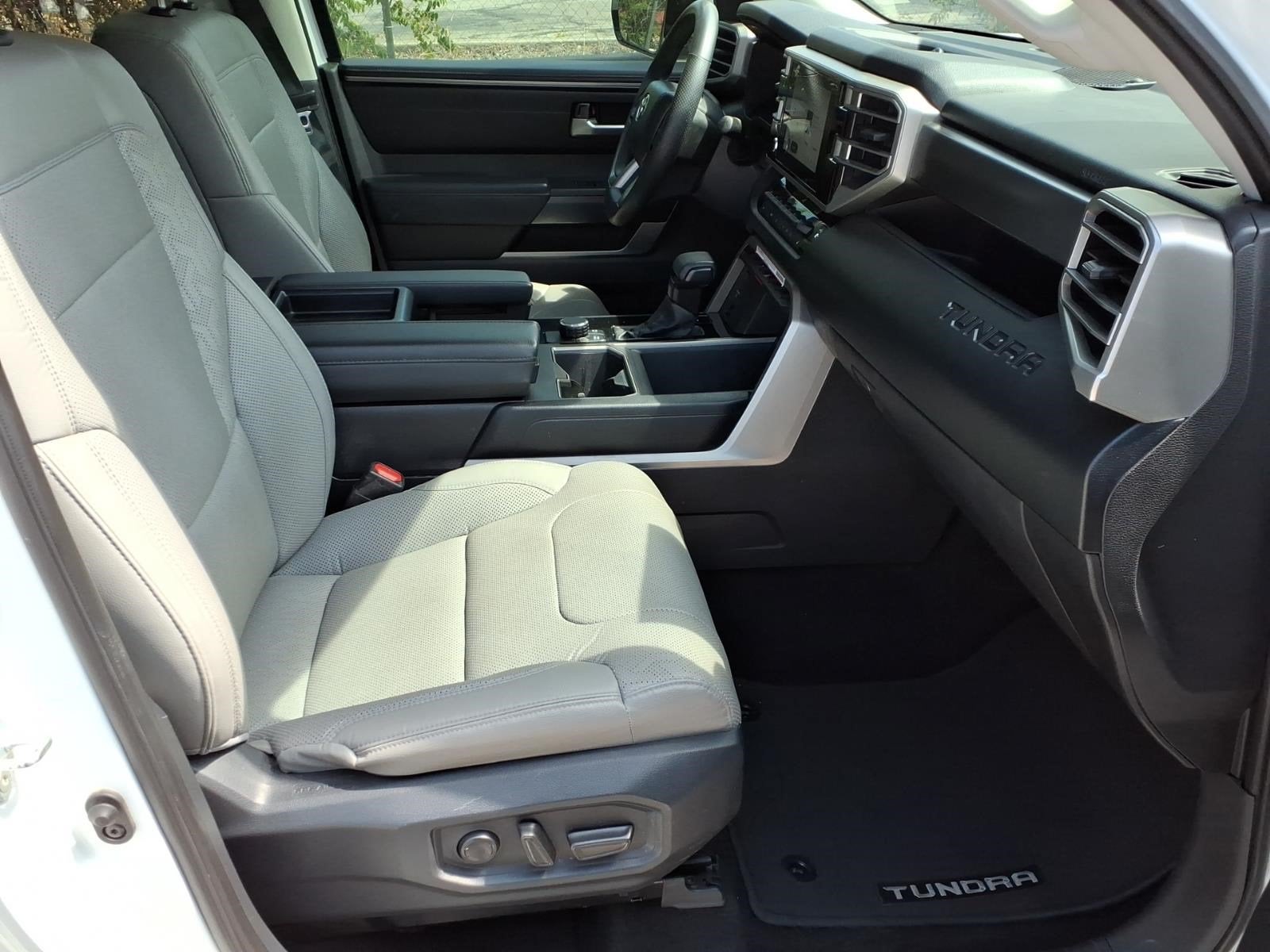 2024 Toyota Tundra 2WD SR5