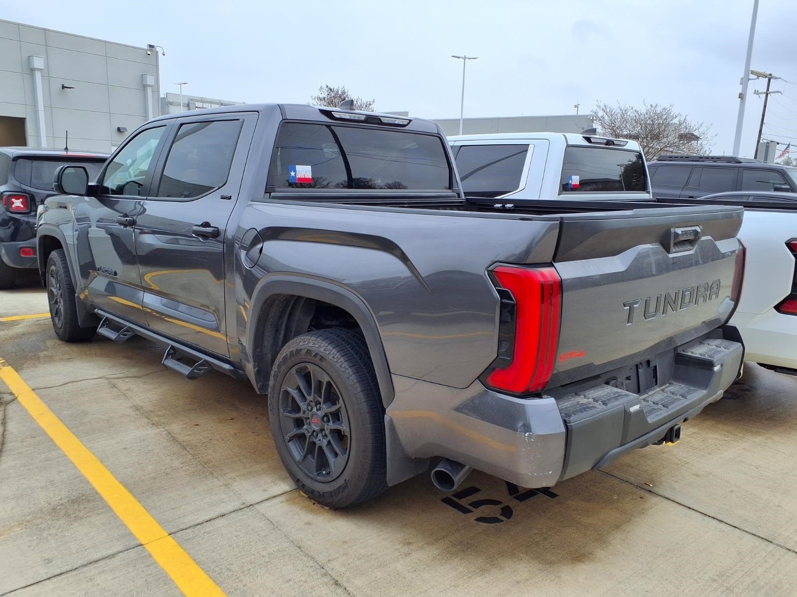 2025 Toyota Tundra 2WD SR5