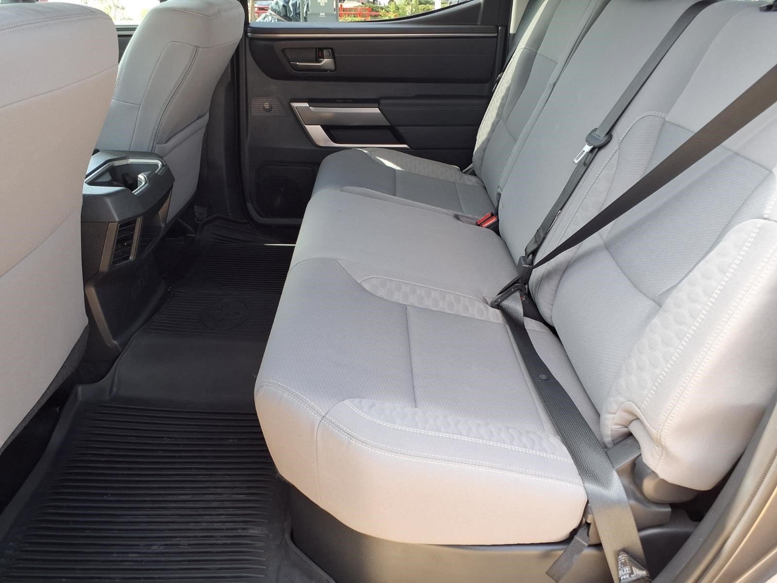 2023 Toyota Tundra 4WD SR5