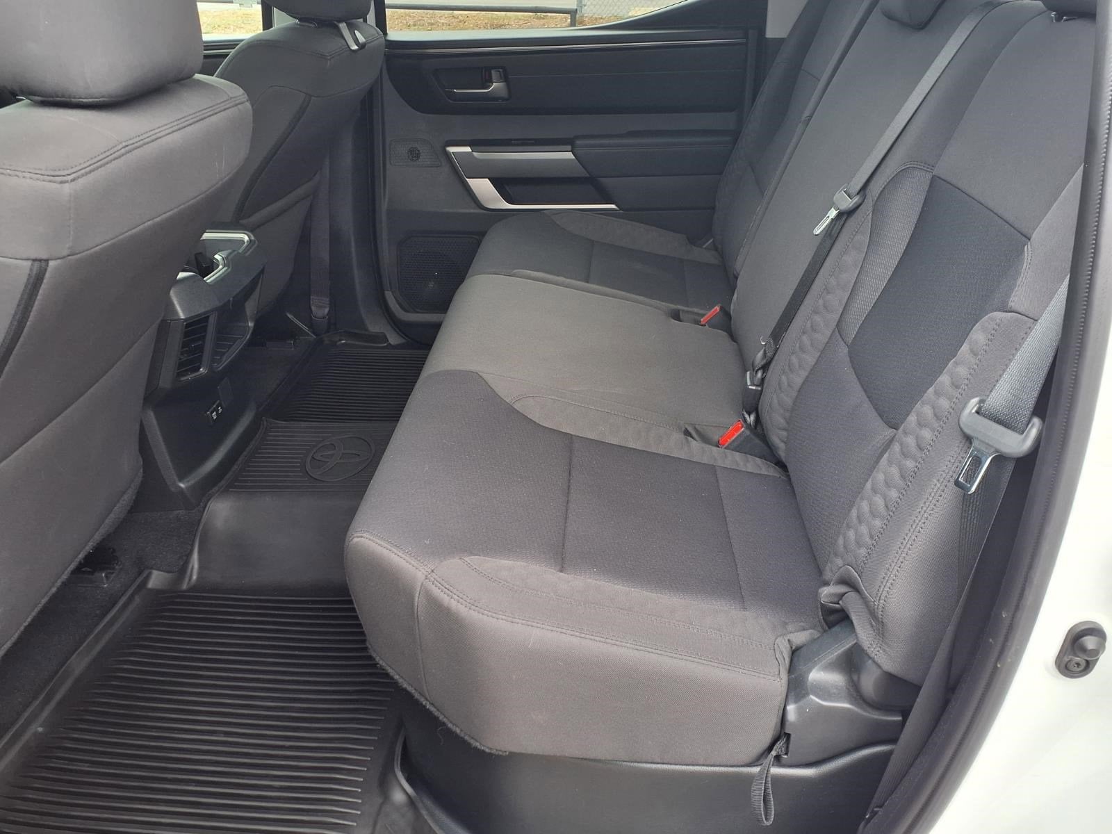 2024 Toyota Tundra 4WD SR5