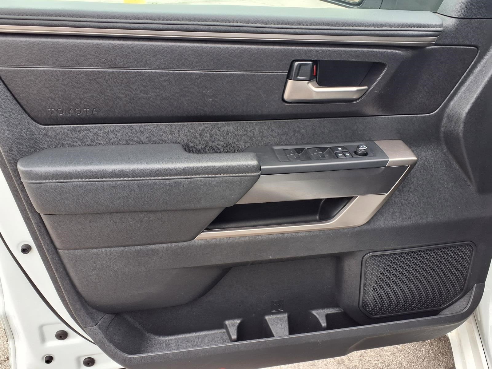 2024 Toyota Tundra 4WD SR5