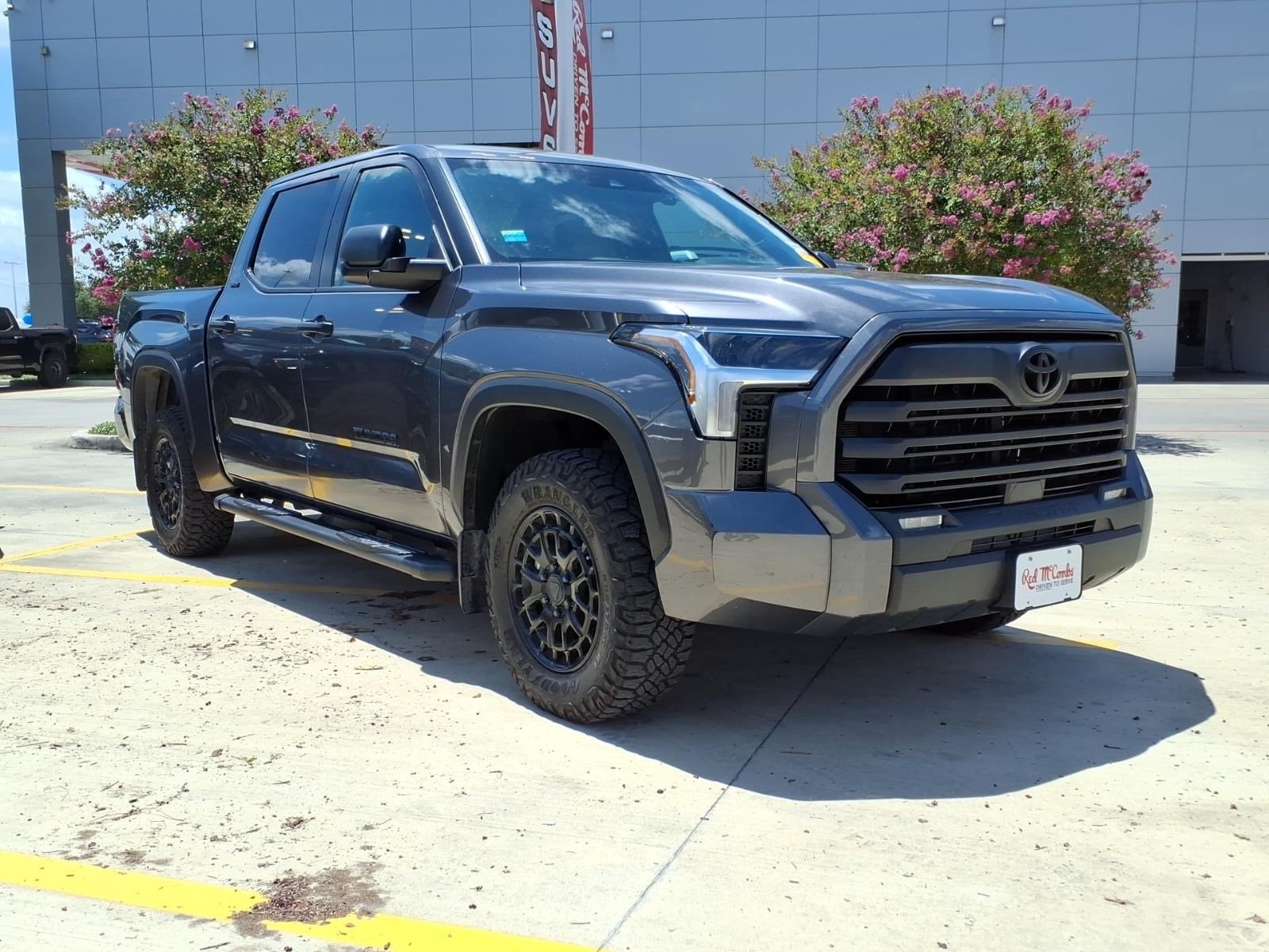 2025 Toyota Tundra 4WD SR5