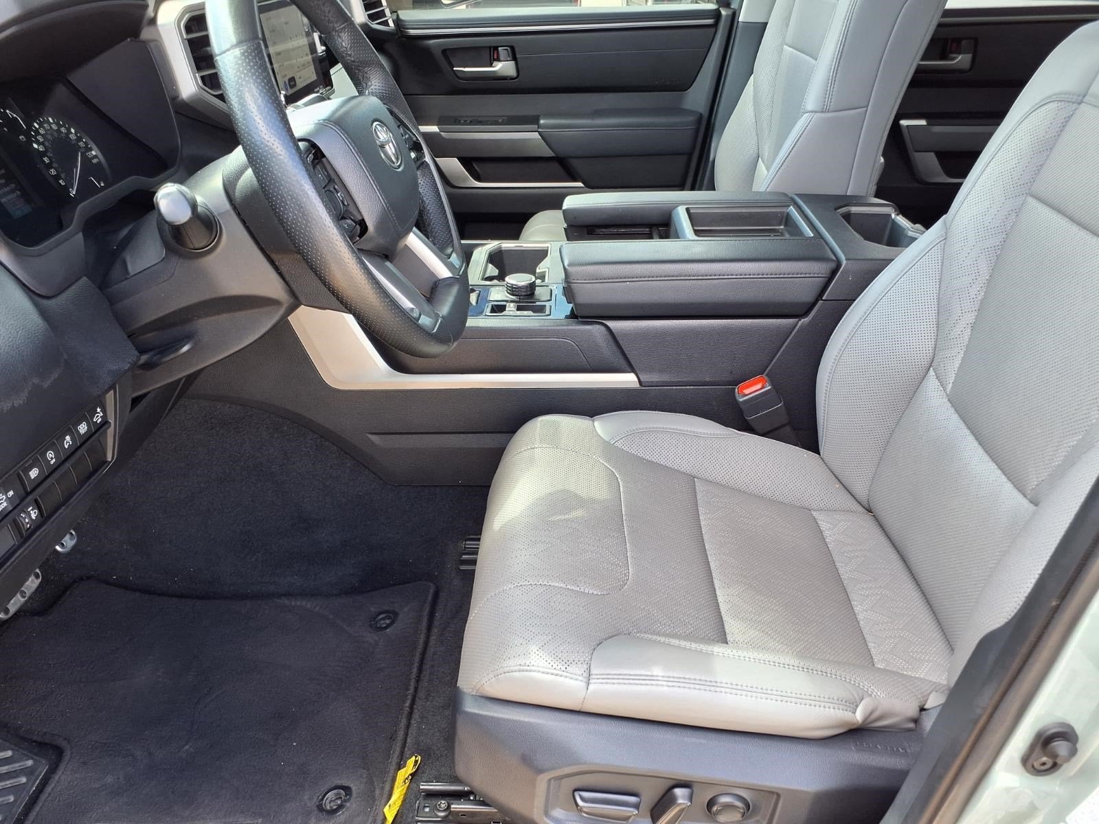 2023 Toyota Tundra 4WD SR5