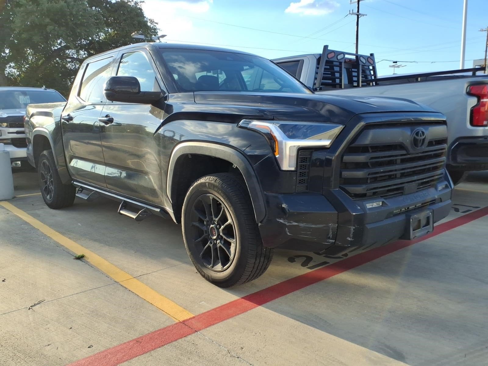 2022 Toyota Tundra 4WD SR5