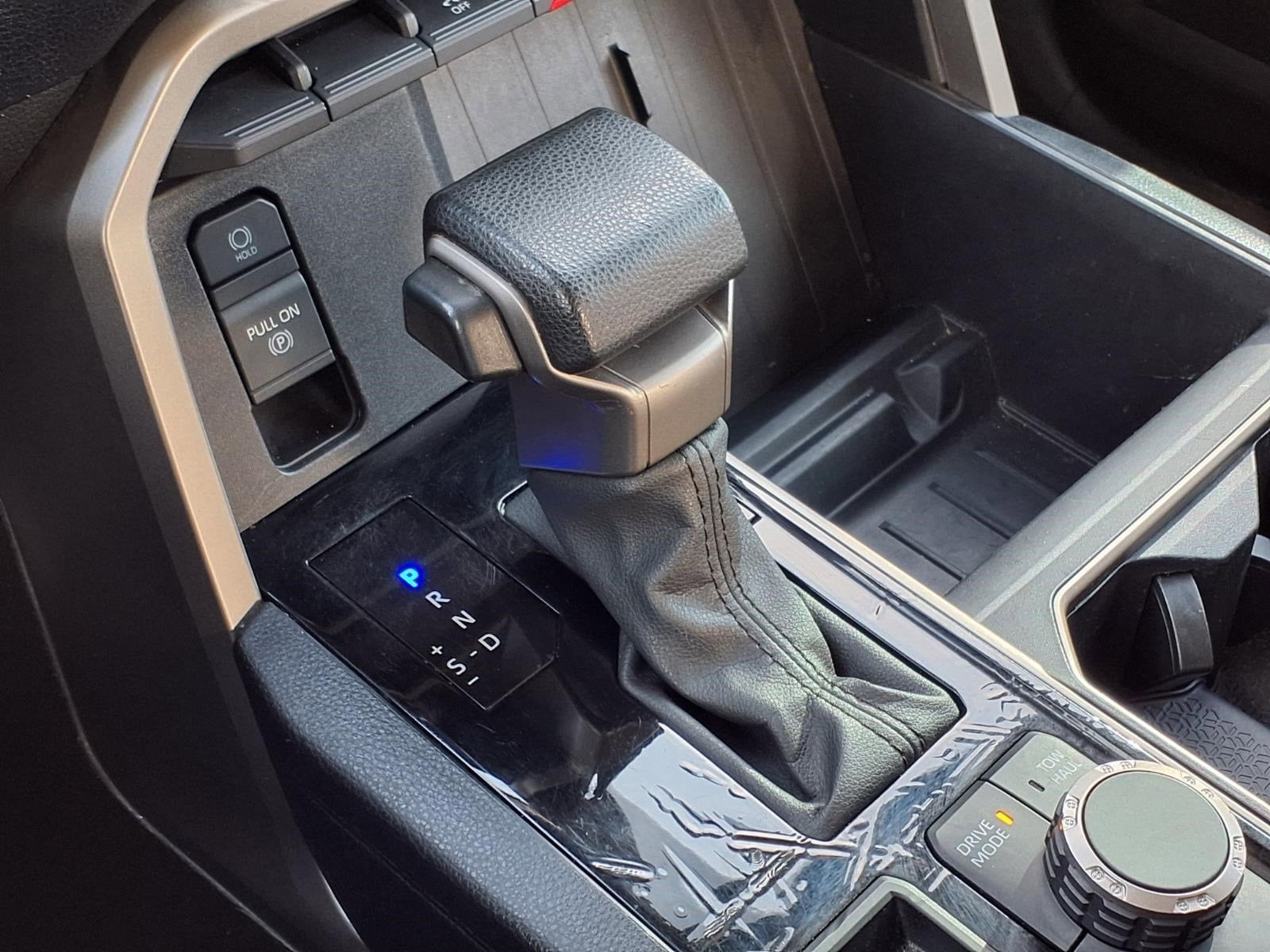 2024 Toyota Tundra 4WD SR5