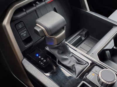 2023 Toyota Tundra 4WD SR5