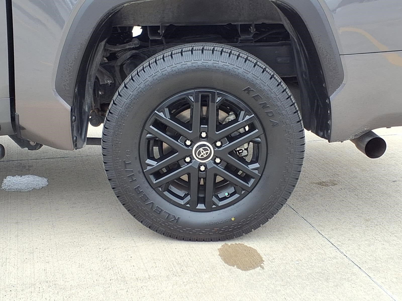 2023 Toyota Tundra 4WD SR5