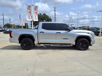 2023 Toyota Tundra 4WD SR5