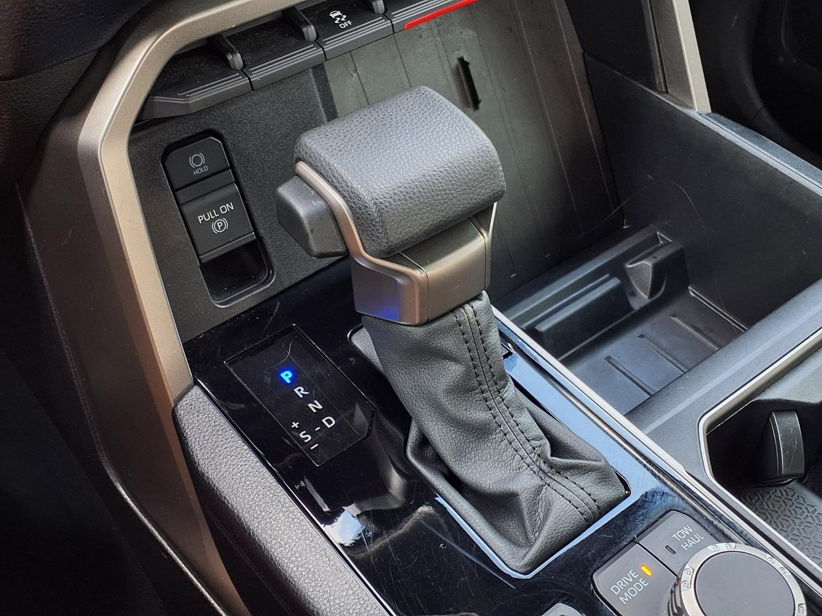 2025 Toyota Tundra 4WD SR5
