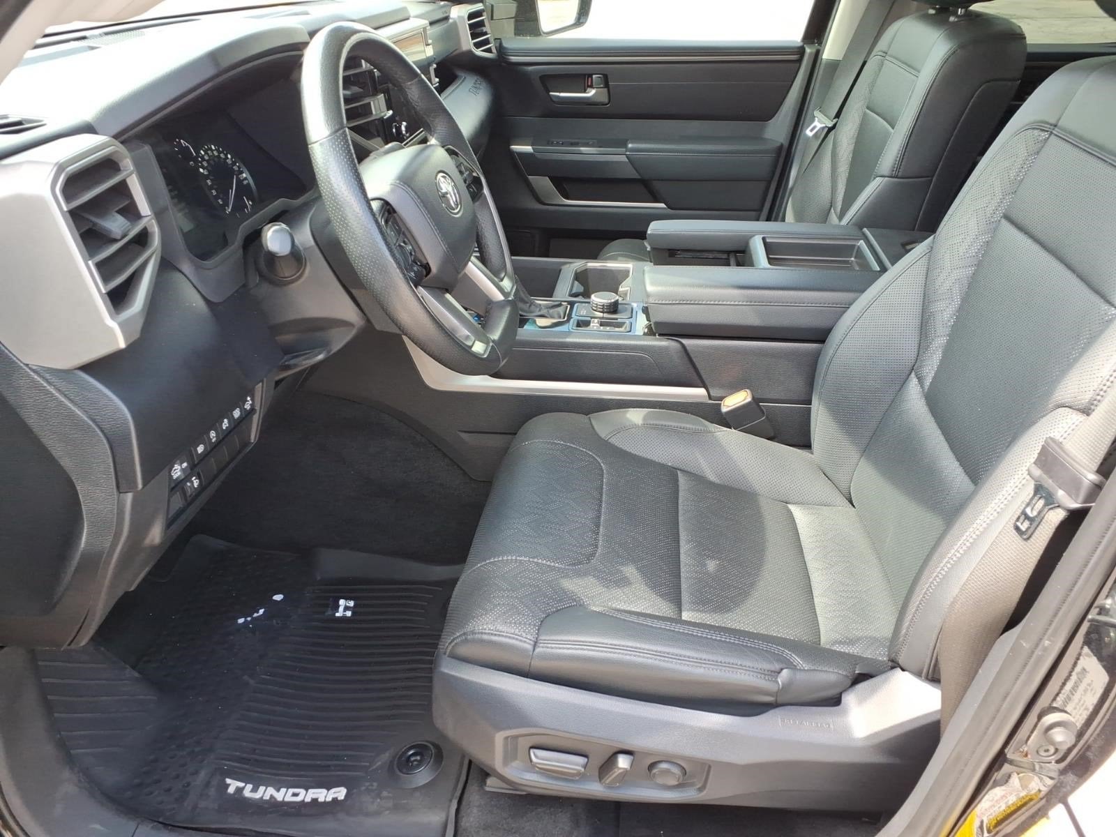 2023 Toyota Tundra 4WD SR5