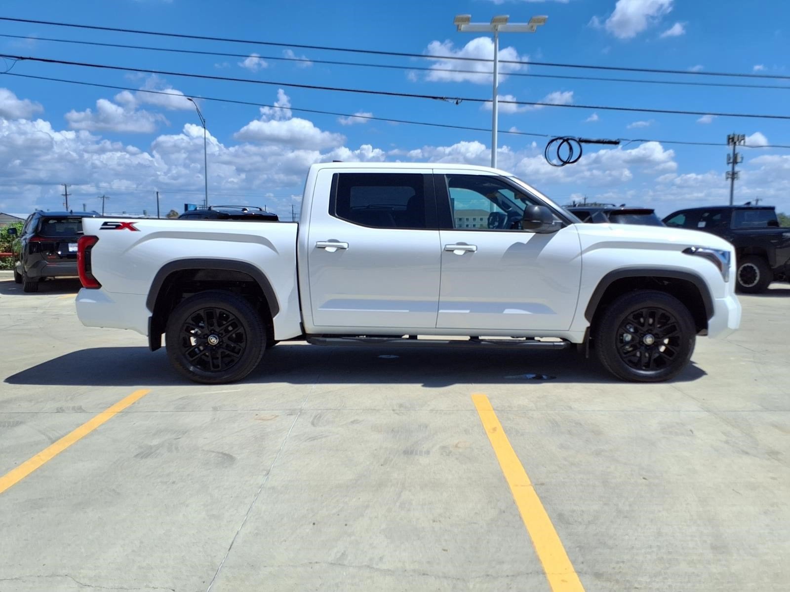 2026 Toyota Tundra 4WD SR5