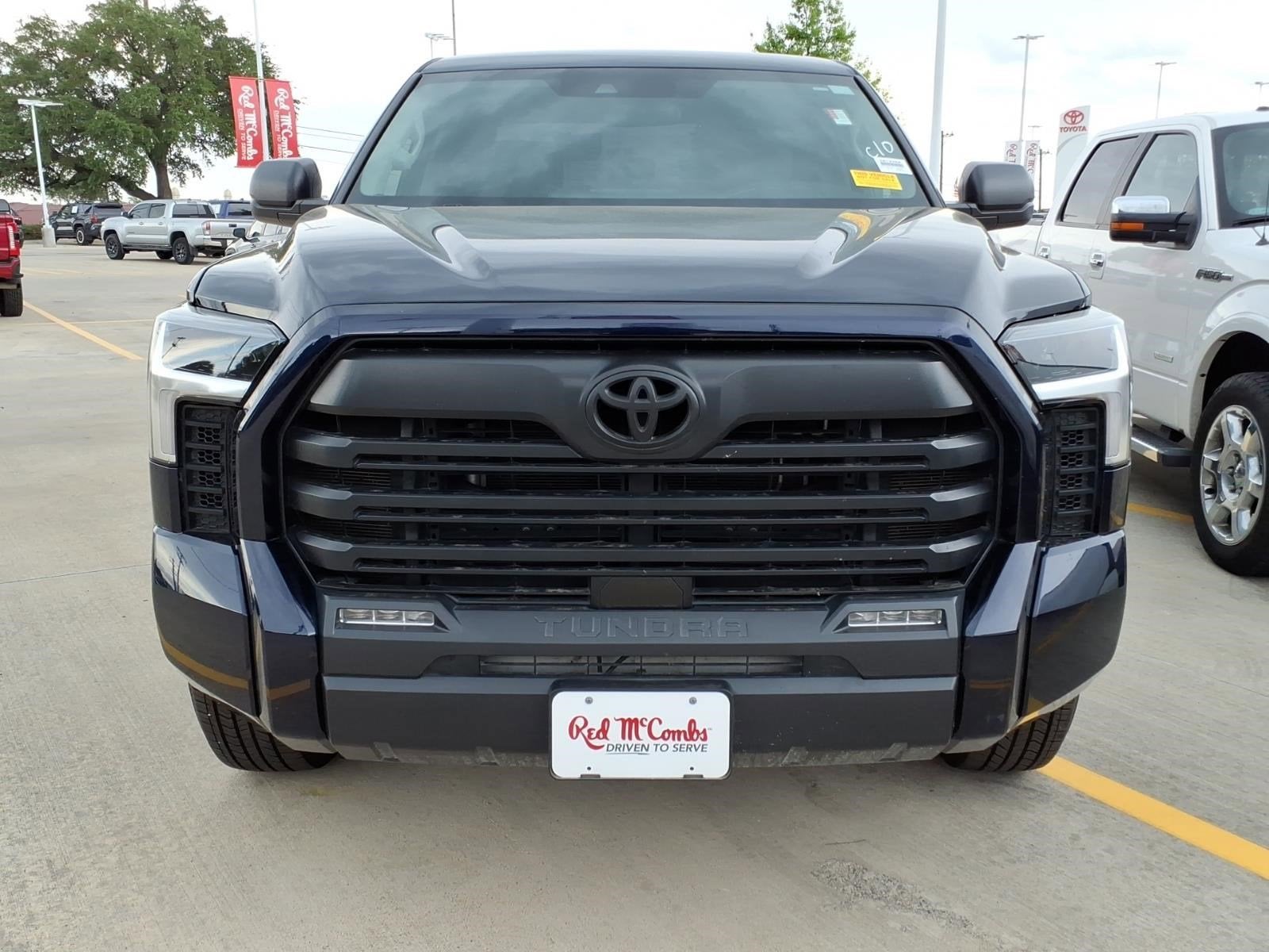 2023 Toyota Tundra 4WD SR5
