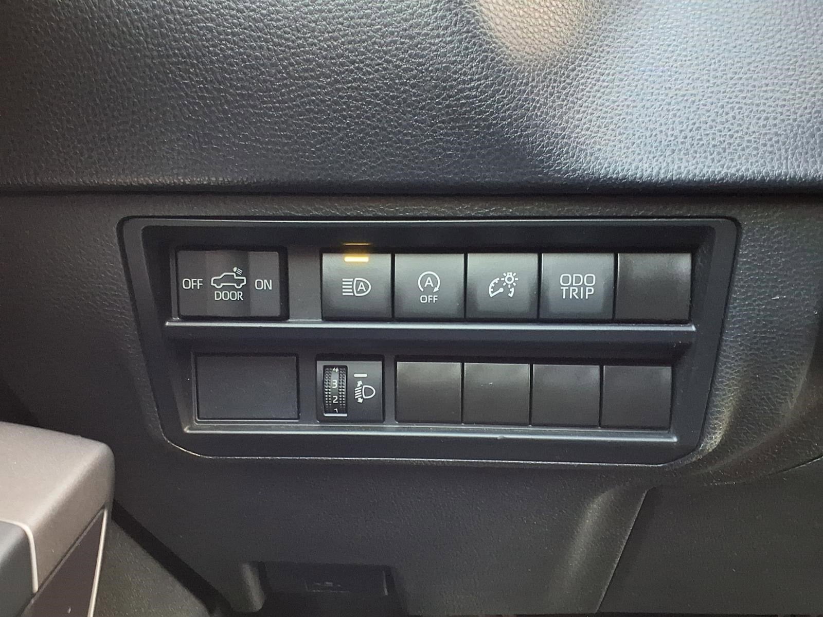 2023 Toyota Tundra 4WD SR5