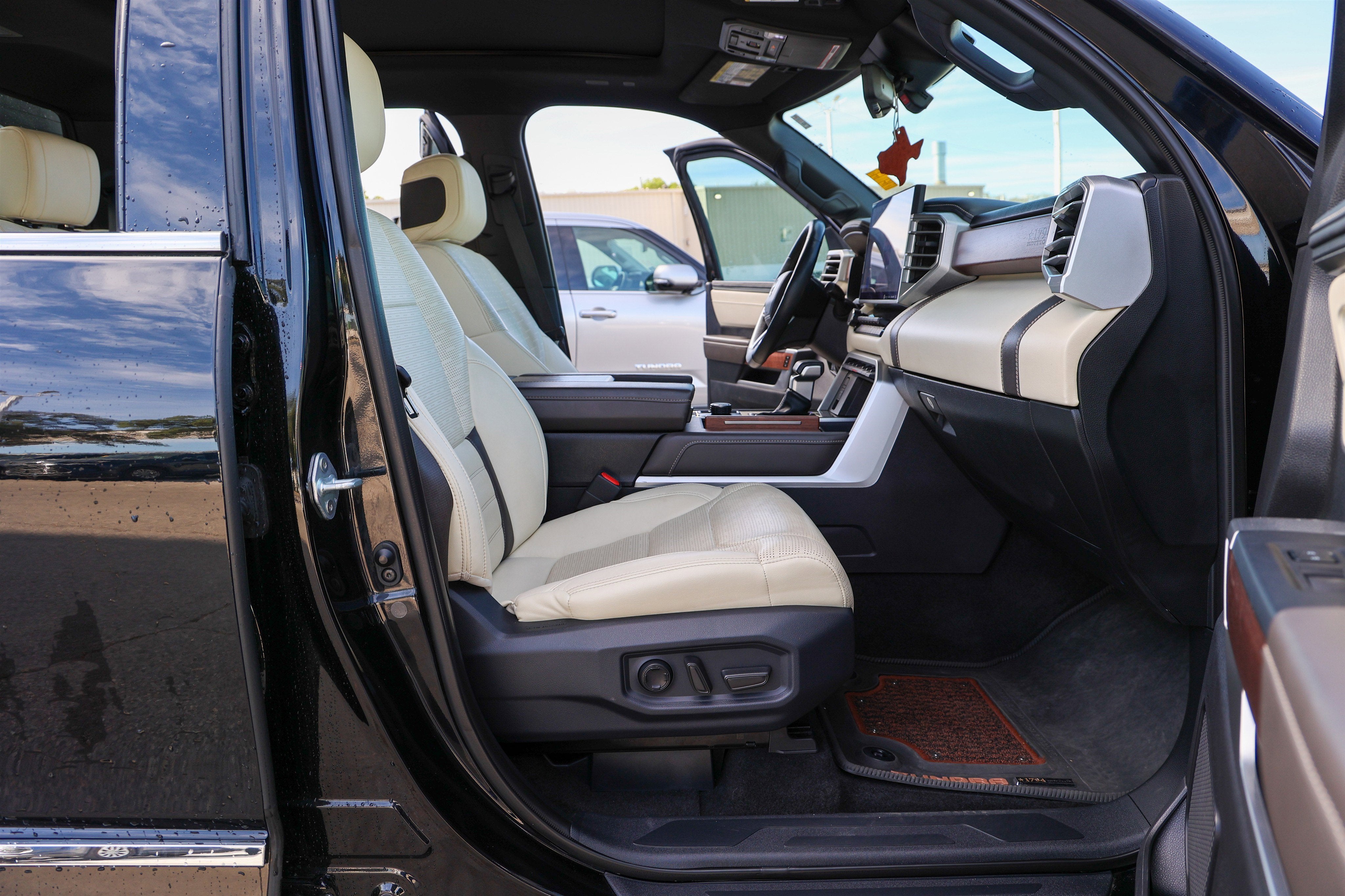2023 Toyota Tundra 4WD 1794 Edition Hybrid