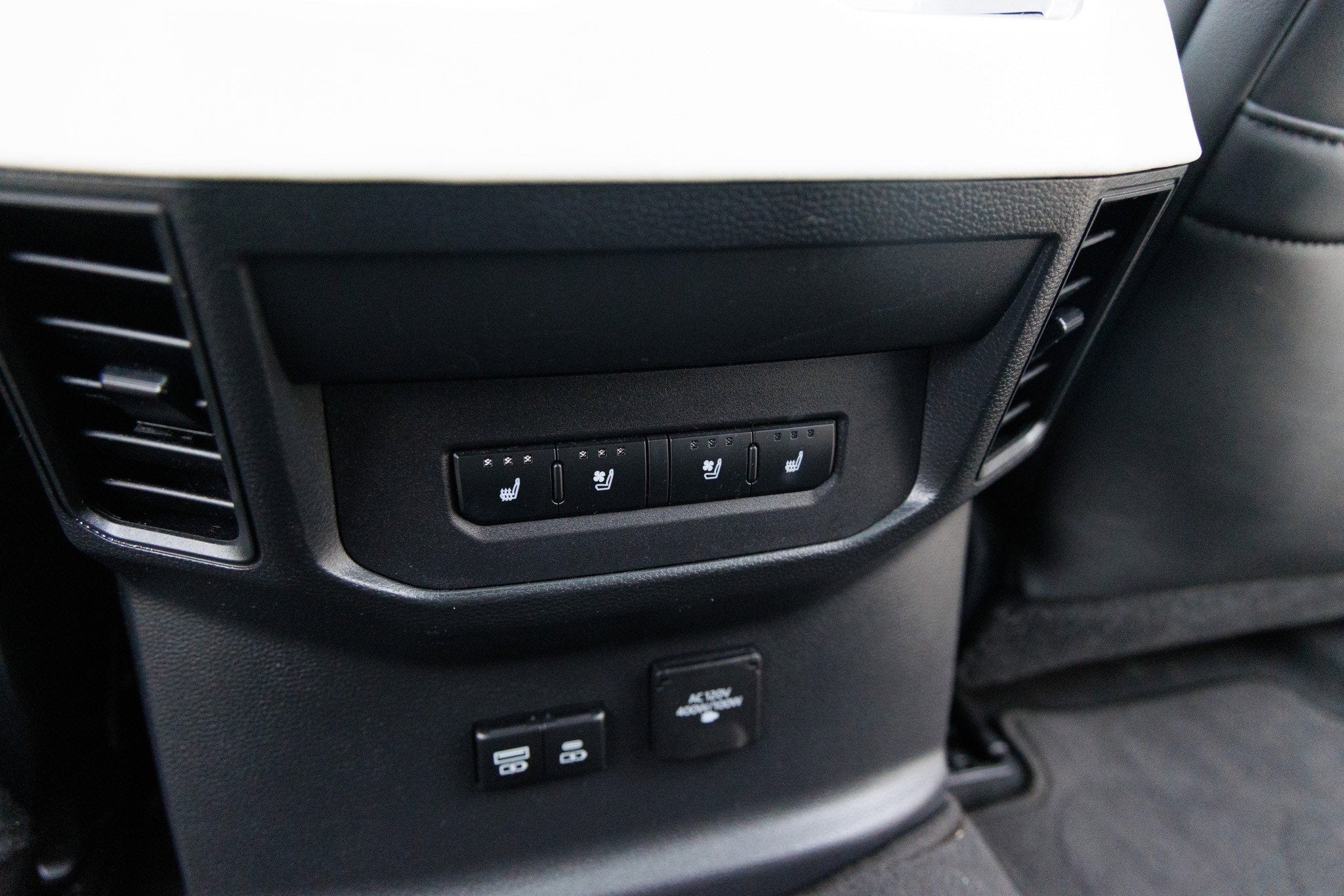 2023 Toyota Tundra 4WD Capstone Hybrid