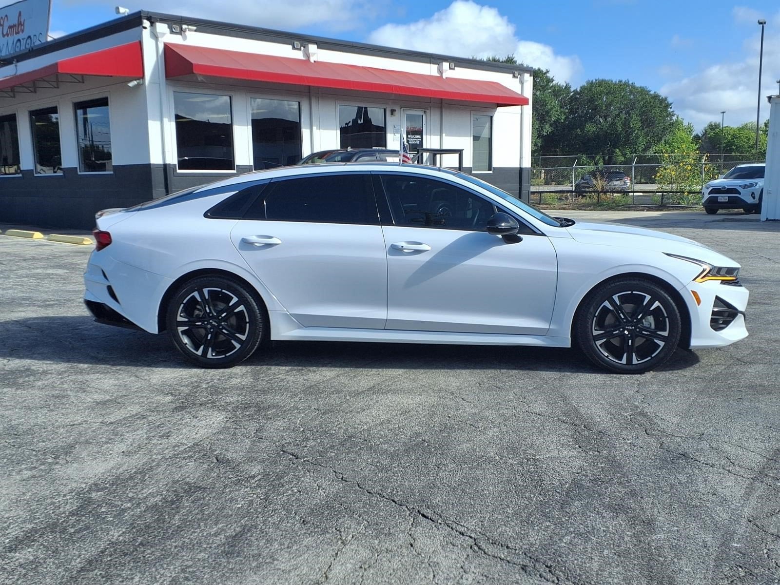 2022 Kia K5 GT-Line