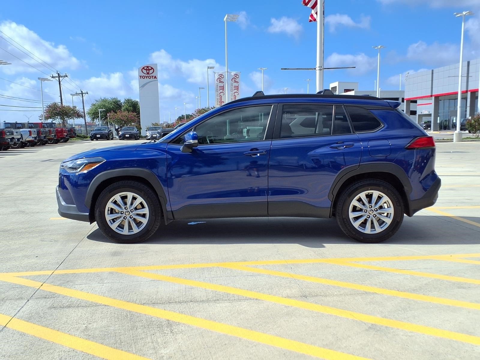 2024 Toyota Corolla Cross LE