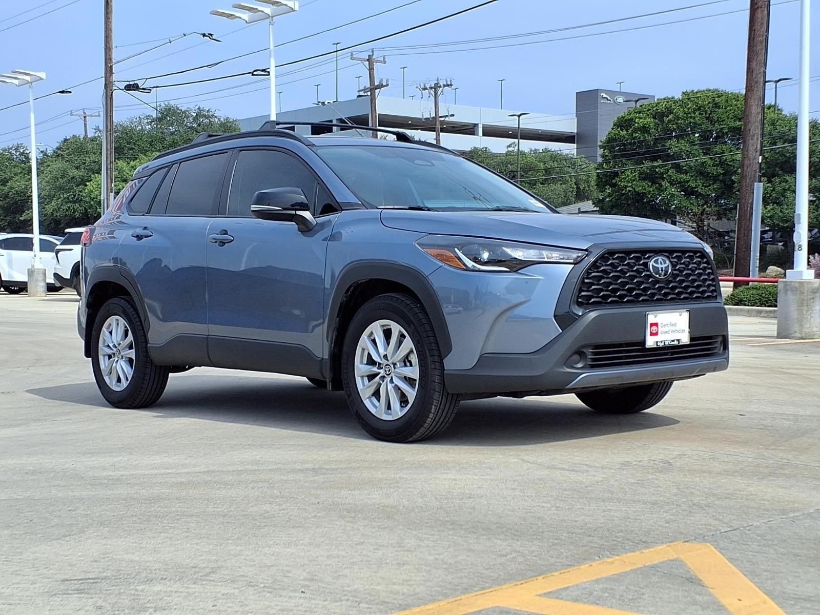 2025 Toyota Corolla Cross LE