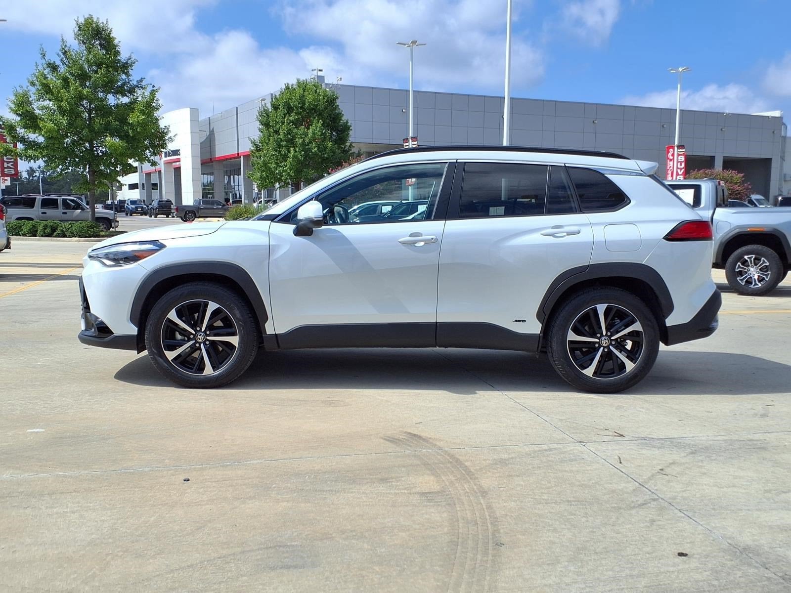 2023 Toyota Corolla Cross Hybrid XSE