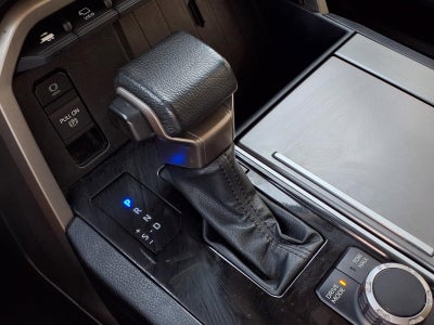 2023 Toyota Sequoia SR5