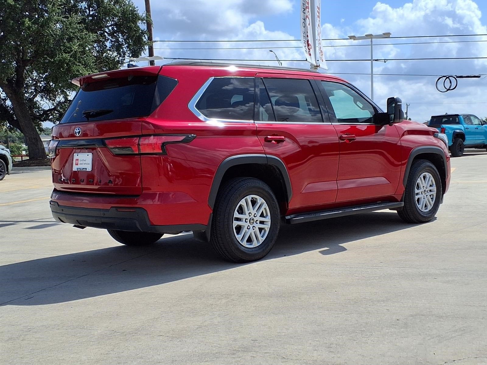 2023 Toyota Sequoia SR5