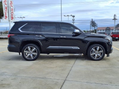 2024 Toyota Sequoia Capstone