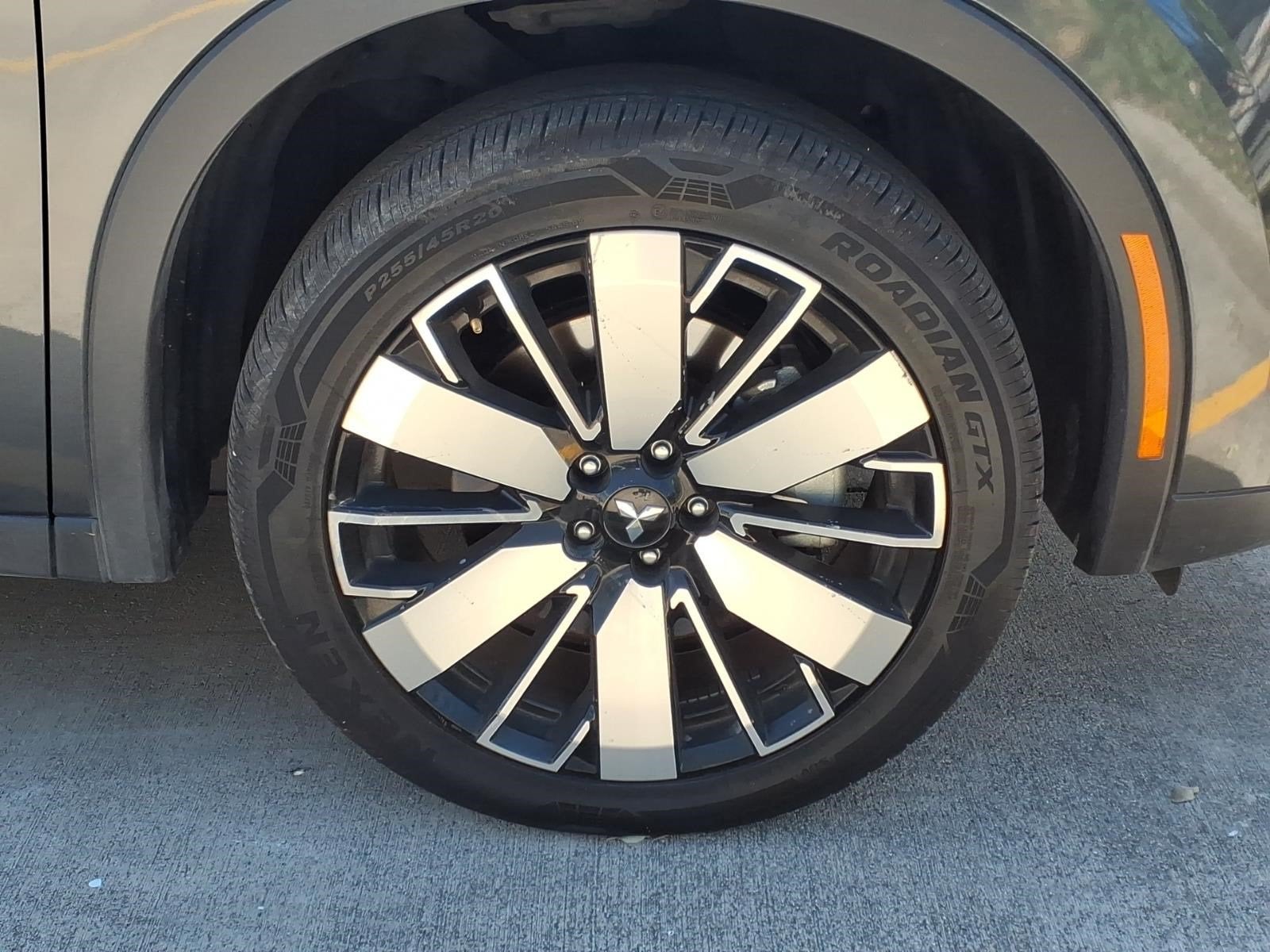 2025 Mitsubishi Outlander Trail Edition
