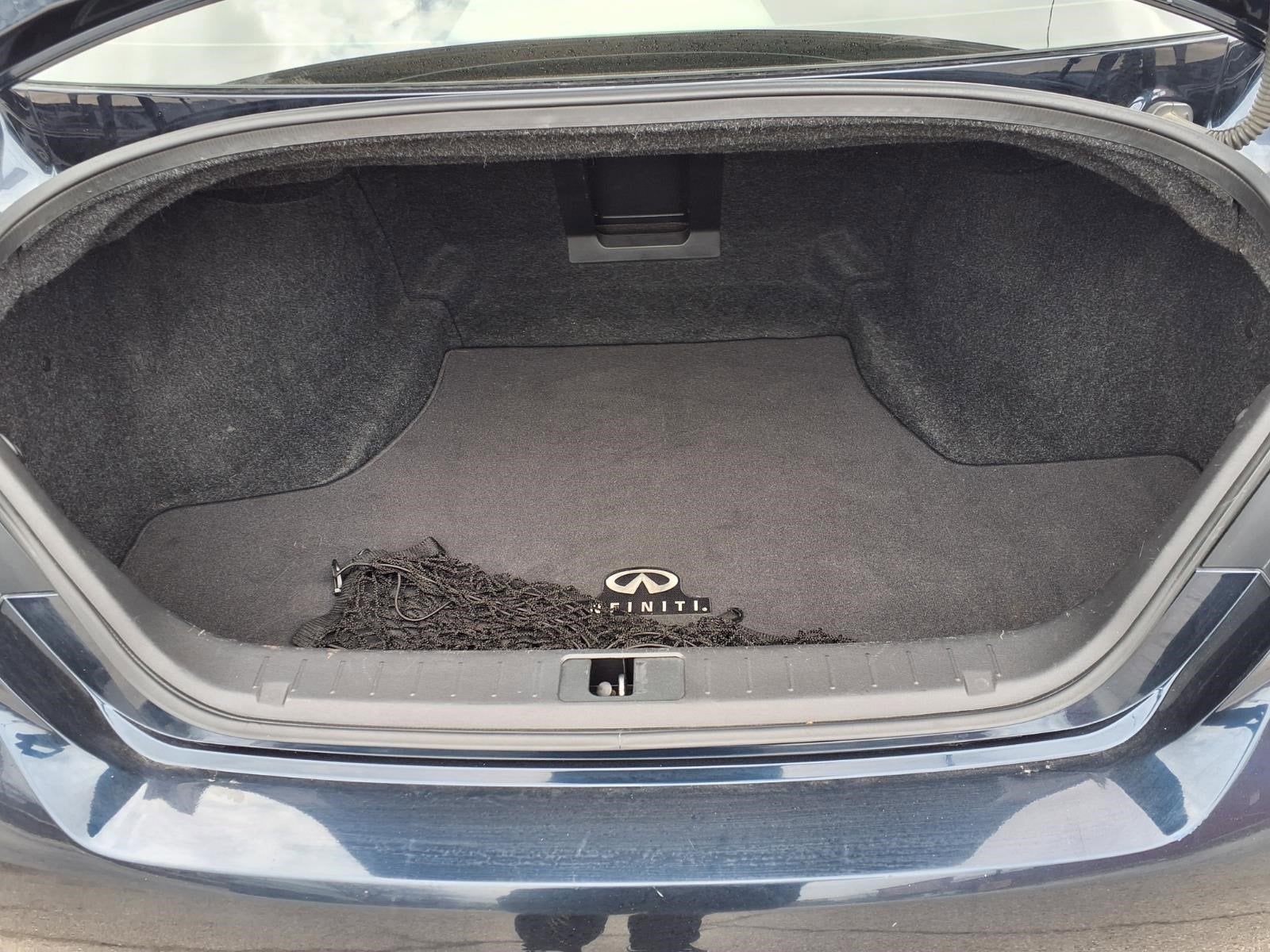 2016 INFINITI Q70L 4DR SDN V6 RWD