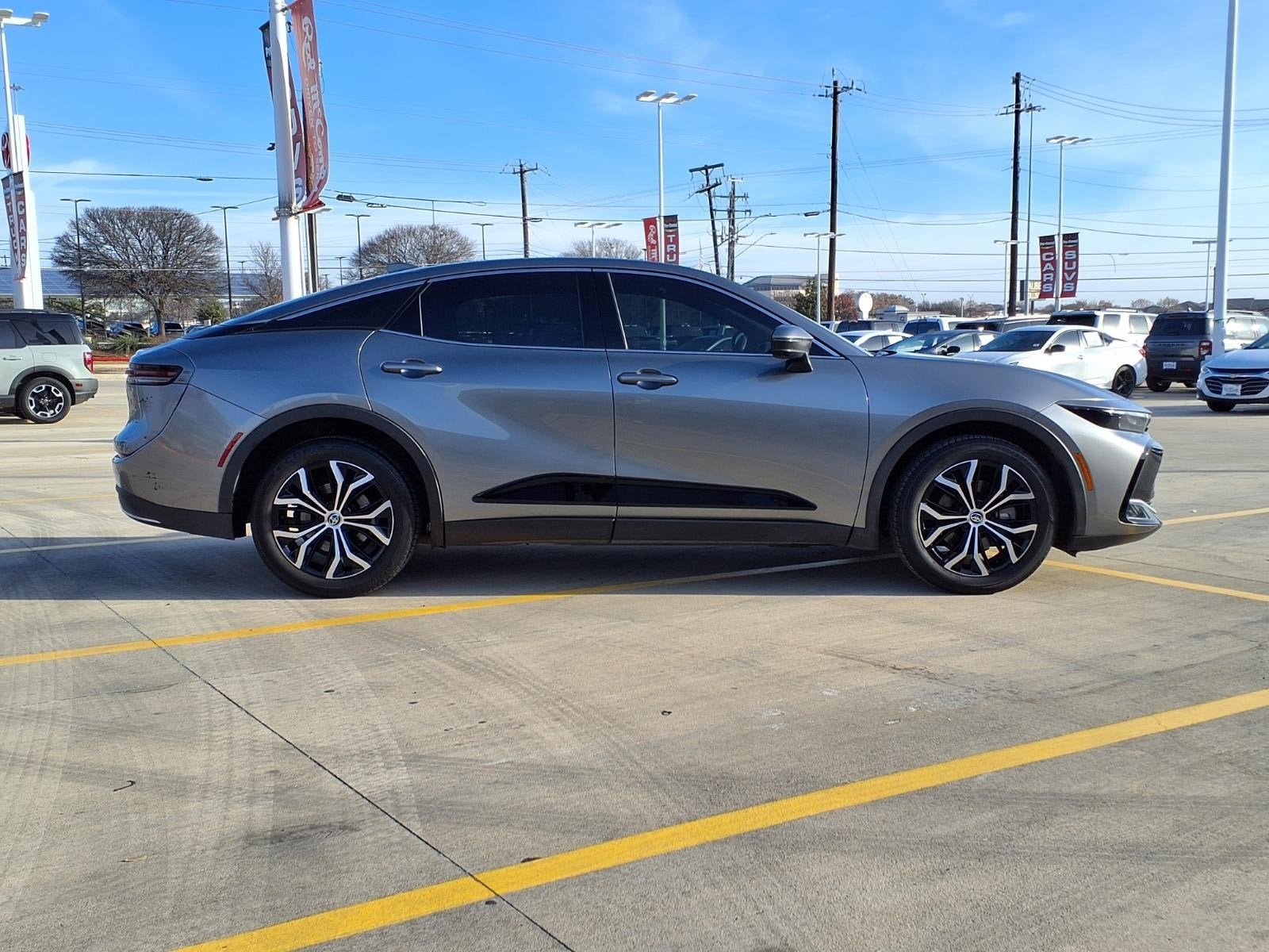 2023 Toyota Crown XLE