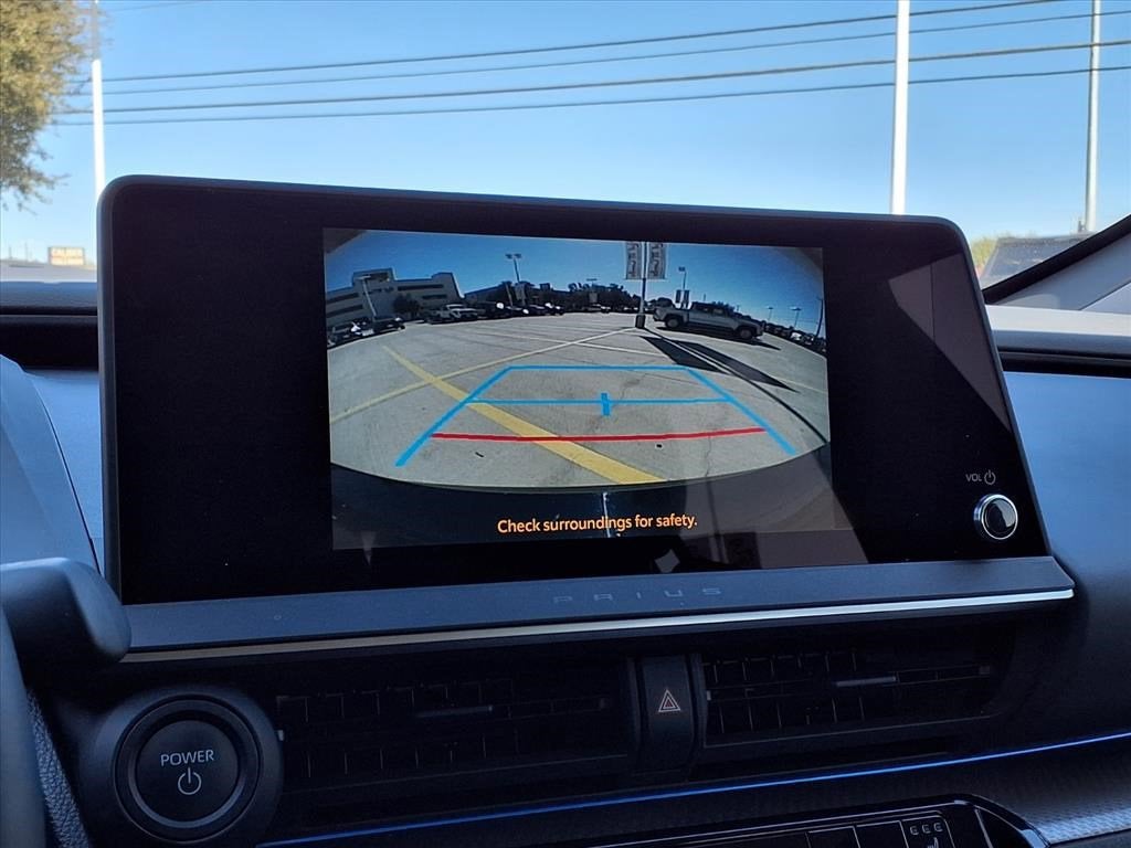 2025 Toyota Prius LE