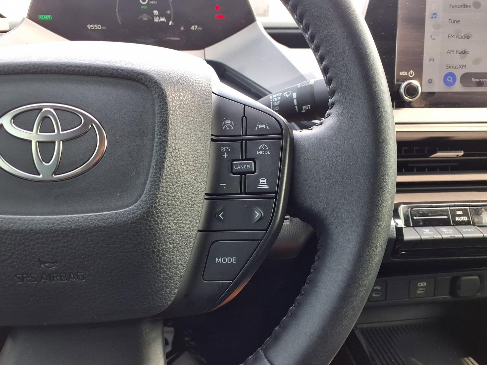 2025 Toyota Prius LE