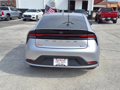 2025 Toyota Prius LE