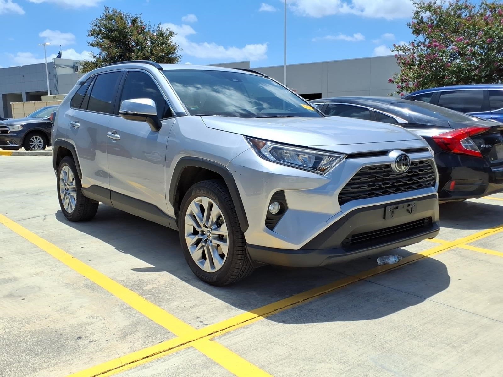 2019 Toyota RAV4 XLE Premium