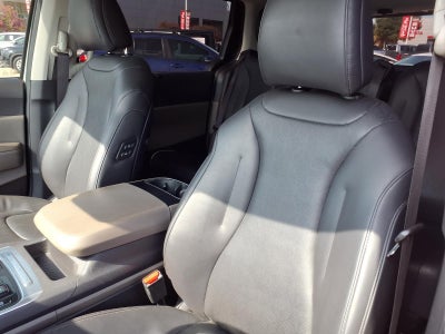 2025 Kia Carnival EX