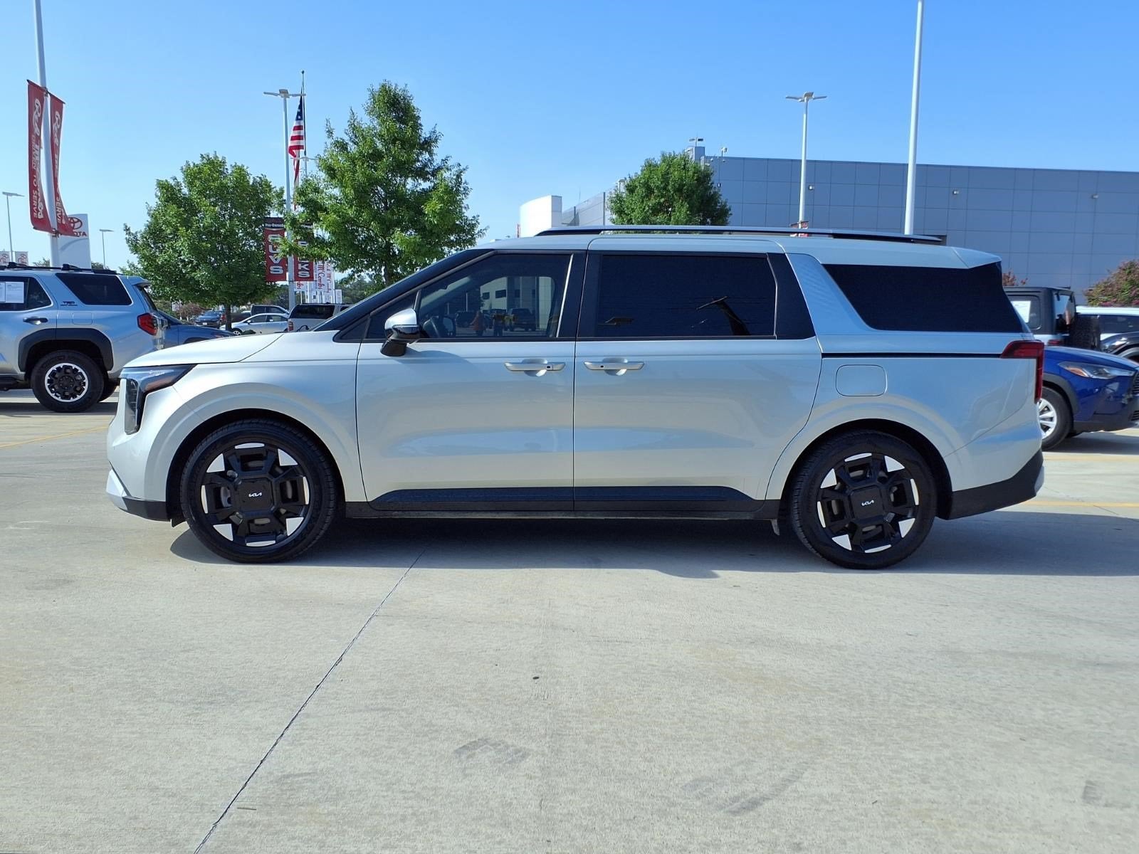 2025 Kia Carnival EX